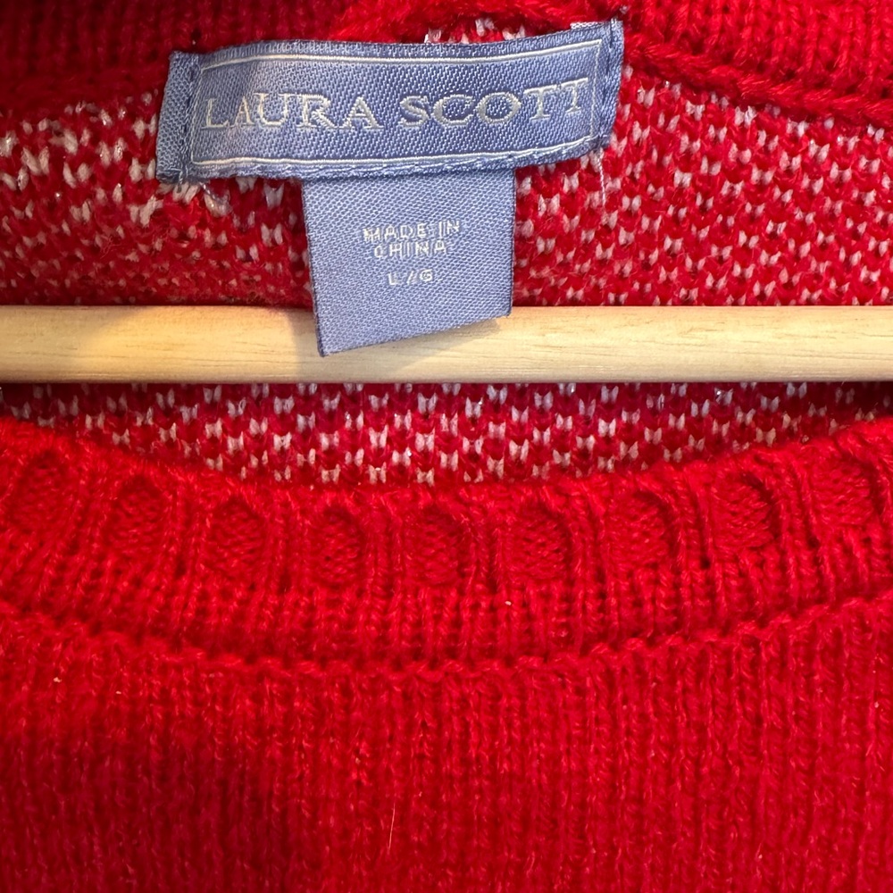 Laura Scott Christmas Sweater 🎄 - Picture 3 of 4
